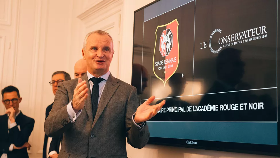 Retrouvailles chez Le Conservateur