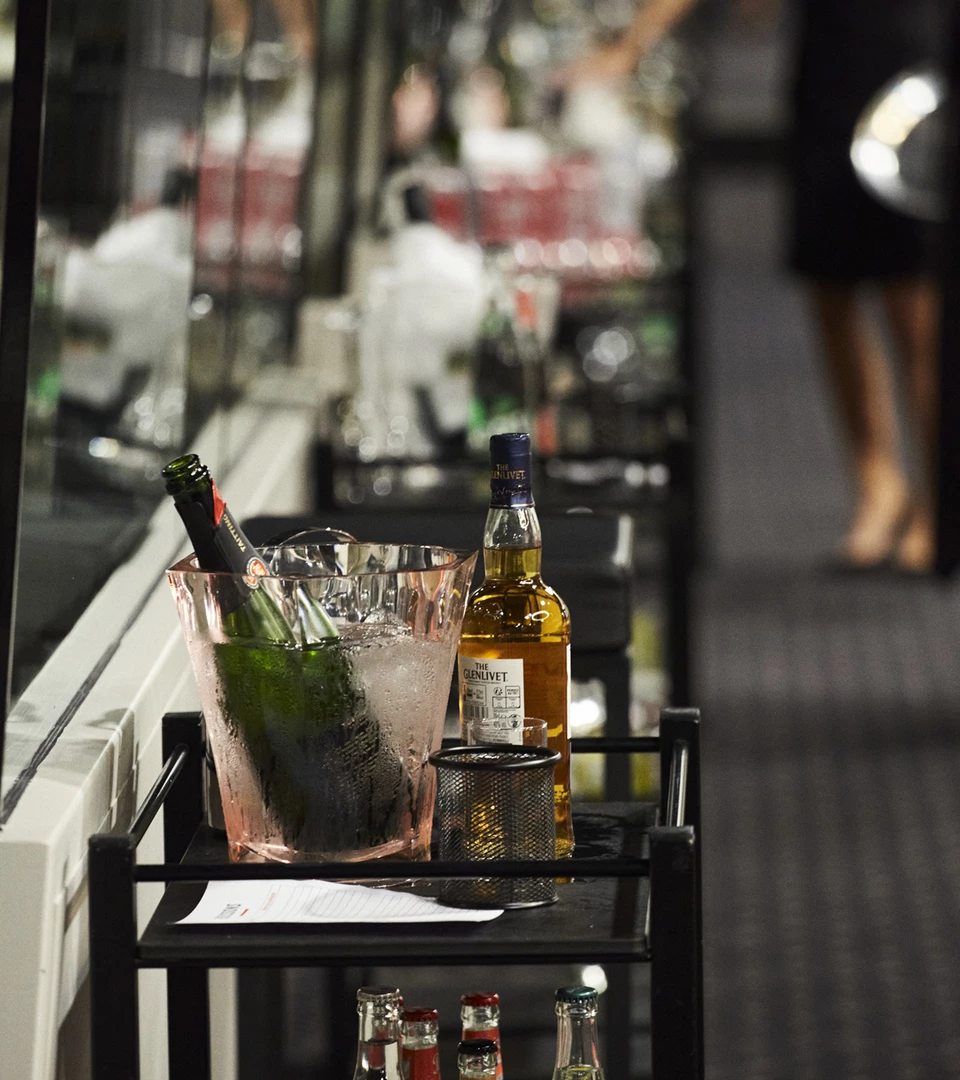 loge-business-3
